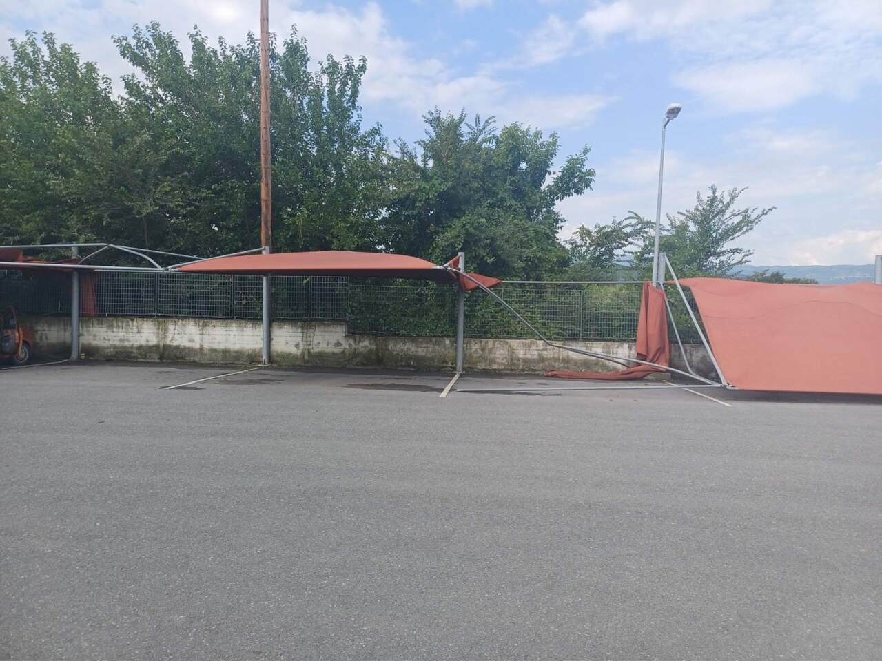 Σκίαστρα Νεφρολογικού Κέντρου Πέλλας πριν την αποκατάσταση 1